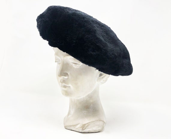 Pierre Cardin black fur beret - vintage 1960s - image 3