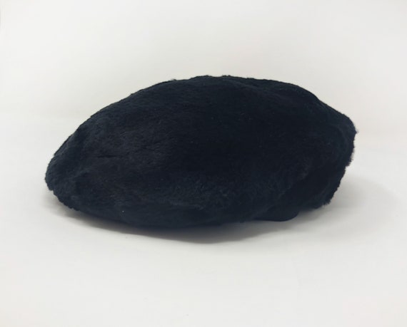 Pierre Cardin black fur beret - vintage 1960s - image 8