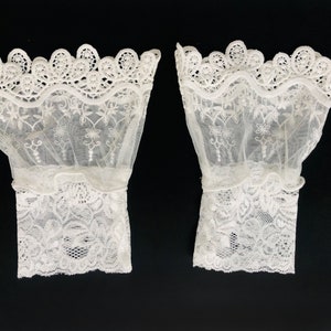 Large White Scalloped Lace Cuff with elastic and 3/4 wrist