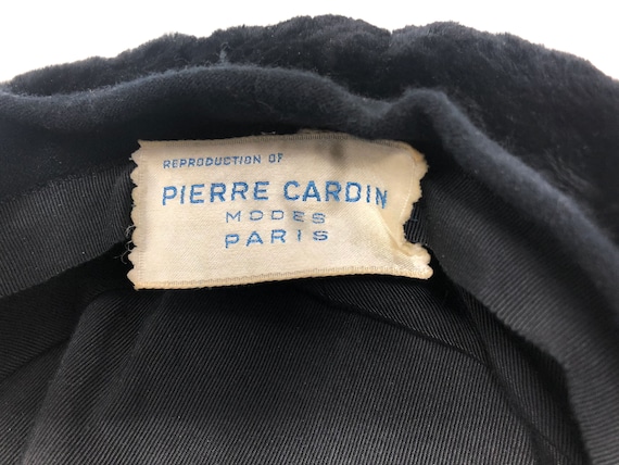 Pierre Cardin black fur beret - vintage 1960s - image 10