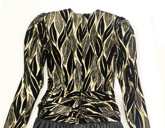 Vintage Halston III Gold Lamé Black Velvet leaf p… - image 8