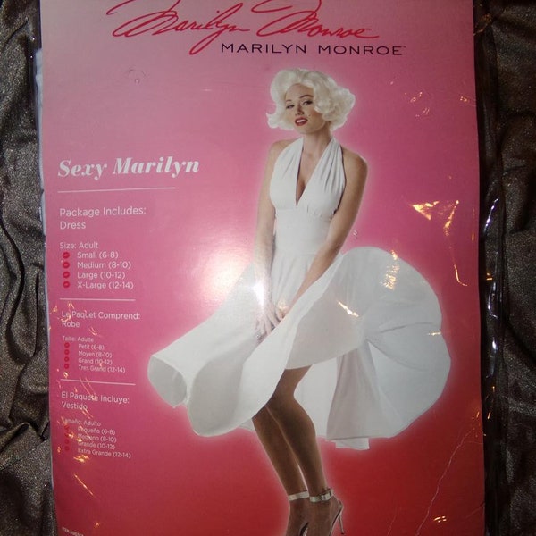 Marilyn Monroe Famous Dress Coplay