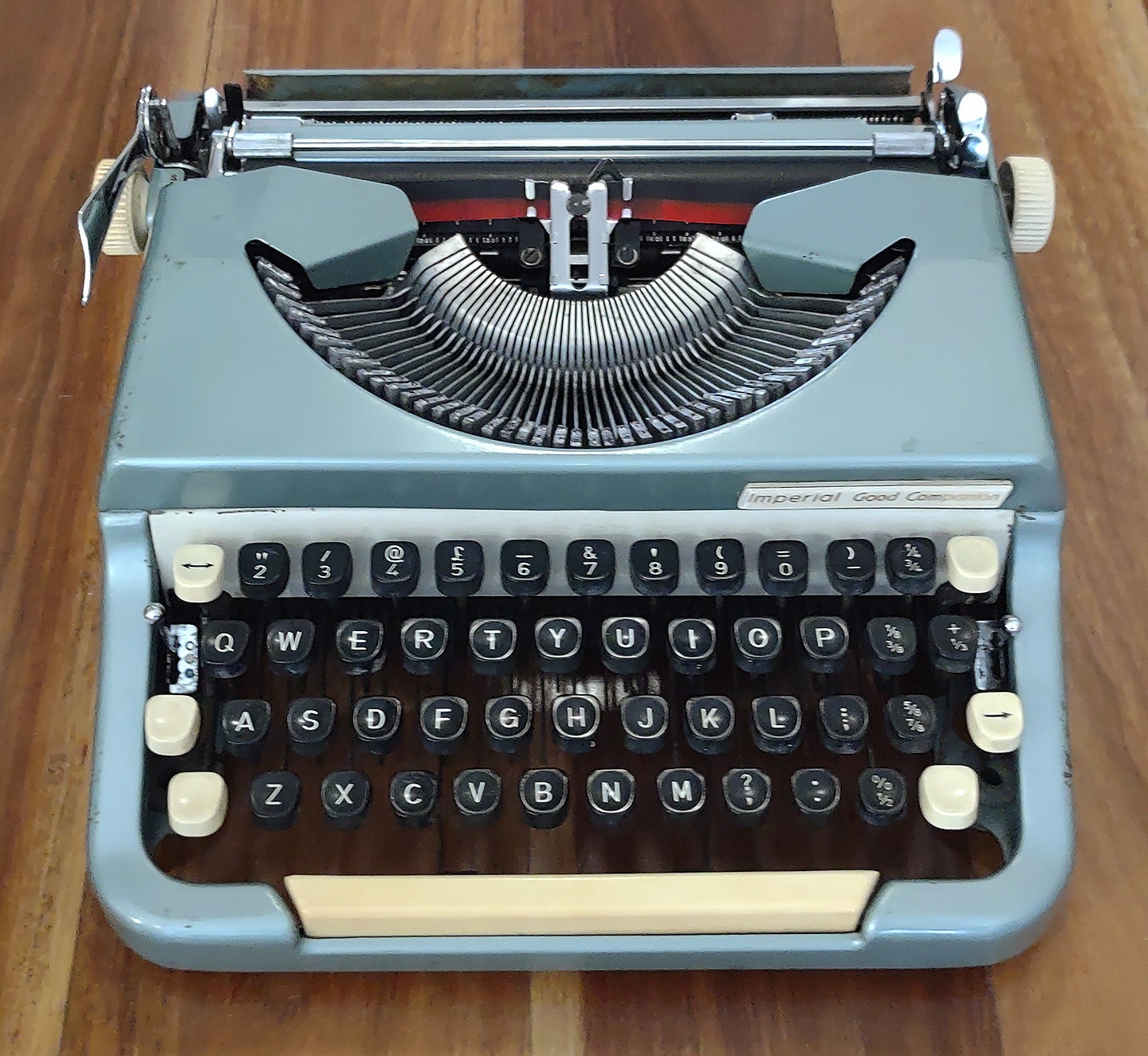 Imperial The Good Companion タイプライター Vintage Imperial Good Companion Model 6 Typewriter - Etsy