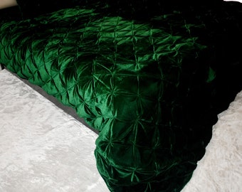 Emerald green velvet quilt king velvet blanket velvet comforter queen bedding set velvet bedspread cozy room décor  Bedding