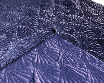 Grijze fluwelen quilt: handgestikt luxe beddengoed met dekens met kwastjes Moederdagcadeau