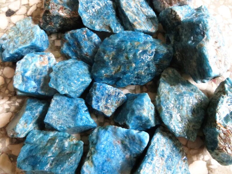 Raw Apatite Crystal Healing Crystals and Stones Apatite Cluster Chakra Natural Rough Stone Blue Apatite Stone Motivational