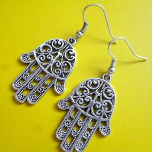 Boucles d&#39;oreilles Fatma, Boucles touareg, Boucles berbères, vintage earrings, khoumisa earrings, Khamsa, boucles