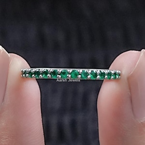 Green Emerald Round Gemstone Wedding Band / Half Eternity May Birthstone Band / Birthstone Band For Birthday Gift / Gemstone Band For Her