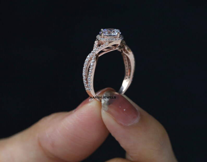 Round Cut Simulated Diamond Anniversary Rose Gold Ring,Wedding Ring,Engagement Ring,Diamond Ring,Rose Gold Ring,Friendship Day Gift
