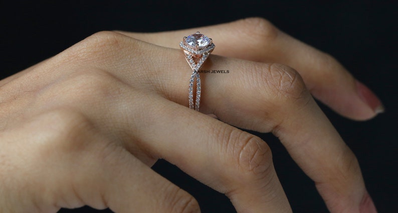 Round Cut Simulated Diamond Anniversary Rose Gold Ring,Wedding Ring,Engagement Ring,Diamond Ring,Rose Gold Ring,Friendship Day Gift