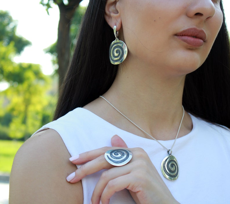 Round Silver Earrings Silver Women/'s Earrings Sun Sterling Earrings Sterling Silver Ring Earrings Necklace For Her Dungle Earrings