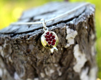 Silver pendant and chain "Garnet" with red zircons