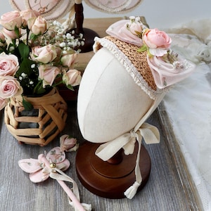 Bonnet, Bonnet en raphia, Bonnet à fleurs, Bonnet d'été, Bonnet d'été respirant, Bonnet pour bébé, Bonnet pour bébé fille, Bonnet Bonnie