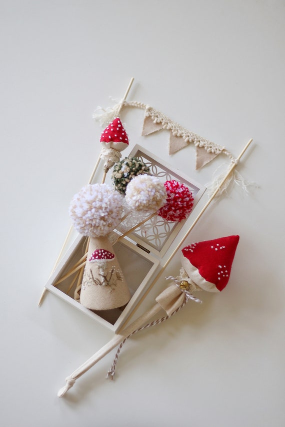 帽子 KruhitkaLove / Party Hat CATEGORY kruhitkalove | lana