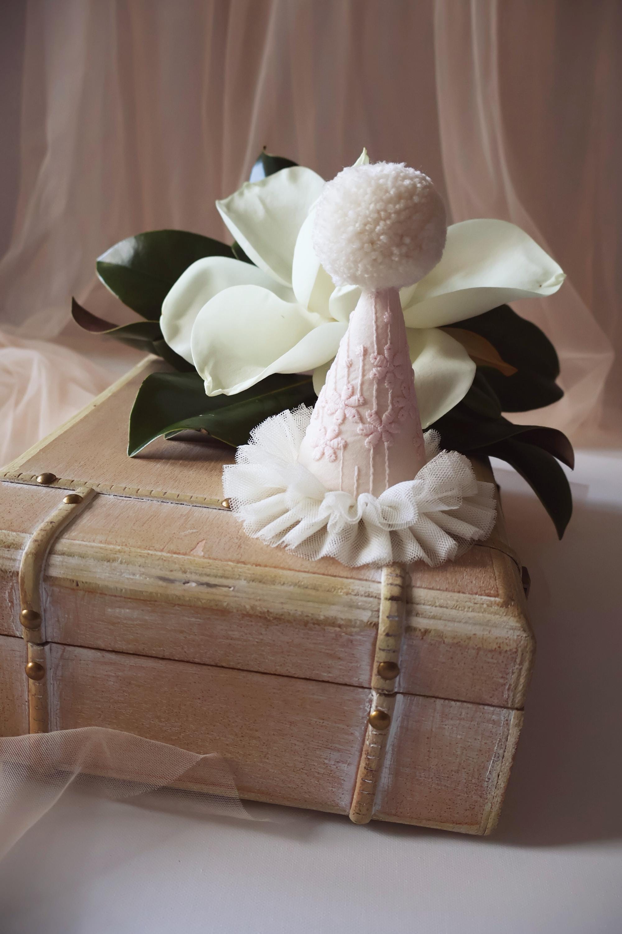 帽子 KruhitkaLove / Party Hat 帽子 KruhitkaLove / Party Hat kruhitkalove】Party hat/brown