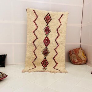 Azilal Moroccan Rug, Handmade azilal Rug, Authentic Moroccan Rug, Abstract Berber Rug, multicolor Wool Rug, Sheep Wool Rug, Bohemian Rug.