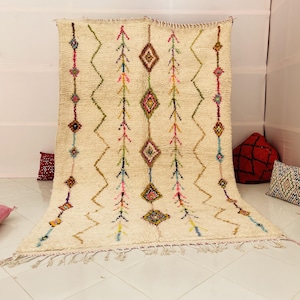 Azilal Moroccan Rug, Handmade azilal Rug, Authentic Moroccan Rug, Abstract Berber Rug, multicolor Wool Rug, Sheep Wool Rug, Bohemian Rug.