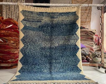 Handgjord marockansk matta i ull – Blå Beni Ourain-matta