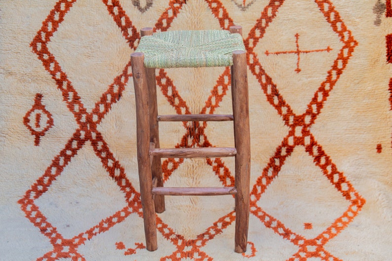 Moroccan bar stool in laurel wood 80 cm image 5