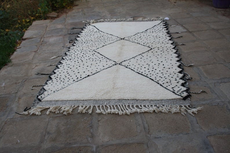moroccan rug,moroccan rug khamsadesign Custom rug moroccan rug,berber rug,vintage rug,handmade rug,beni ourain rug,oriental rug