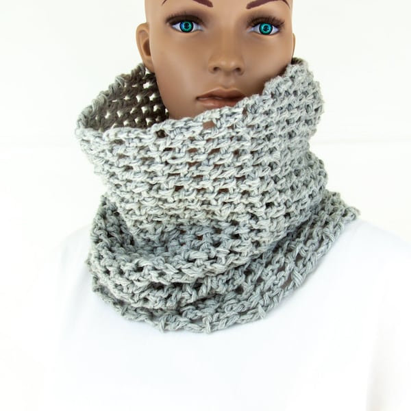 Écharpe Snood Laine Crocheté à la main Unisexe Boho Hippie Casual Hipster Slouchy Chunky Bulky Cowl Collar Tube Neck warmer Soft Light Grey Snood