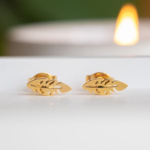 Boucles d&#39;oreilles clous feuilles, boucles d&#39;oreilles, mini boucles d&#39;oreilles clous or, cadeau petite amie, boucles d&#39;oreilles clous acier inoxydable