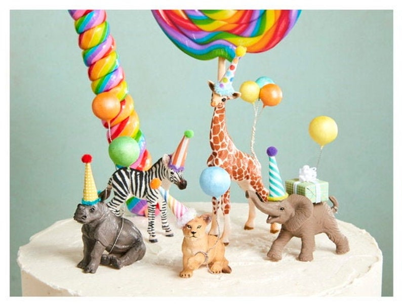 Party animals / Safari Party Cake / Safari Animal Cake Toppers / Giraffe cake topper 