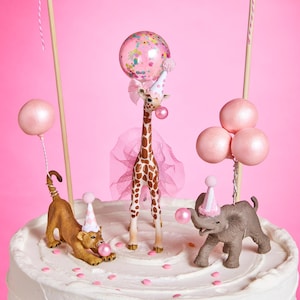 Adornos rosas para tartas con animales de safari: Jirafa, León, Elefante