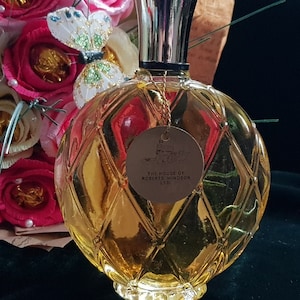 Samples from Flacon VINTAGE House Of Roberts Windsor French Almond Perfume Cologne (Samples 2ml, 3ml and more)