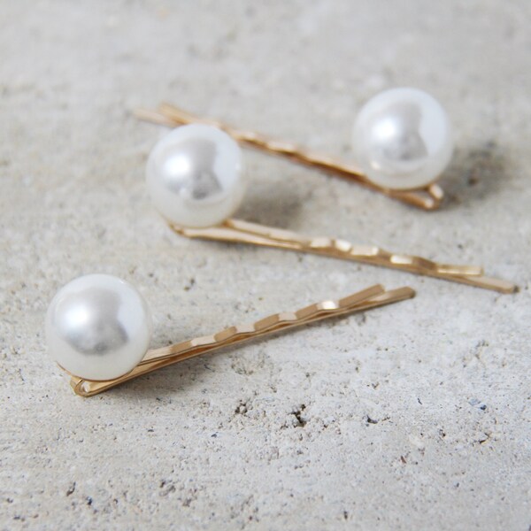 Statement Pearl Hair Slide