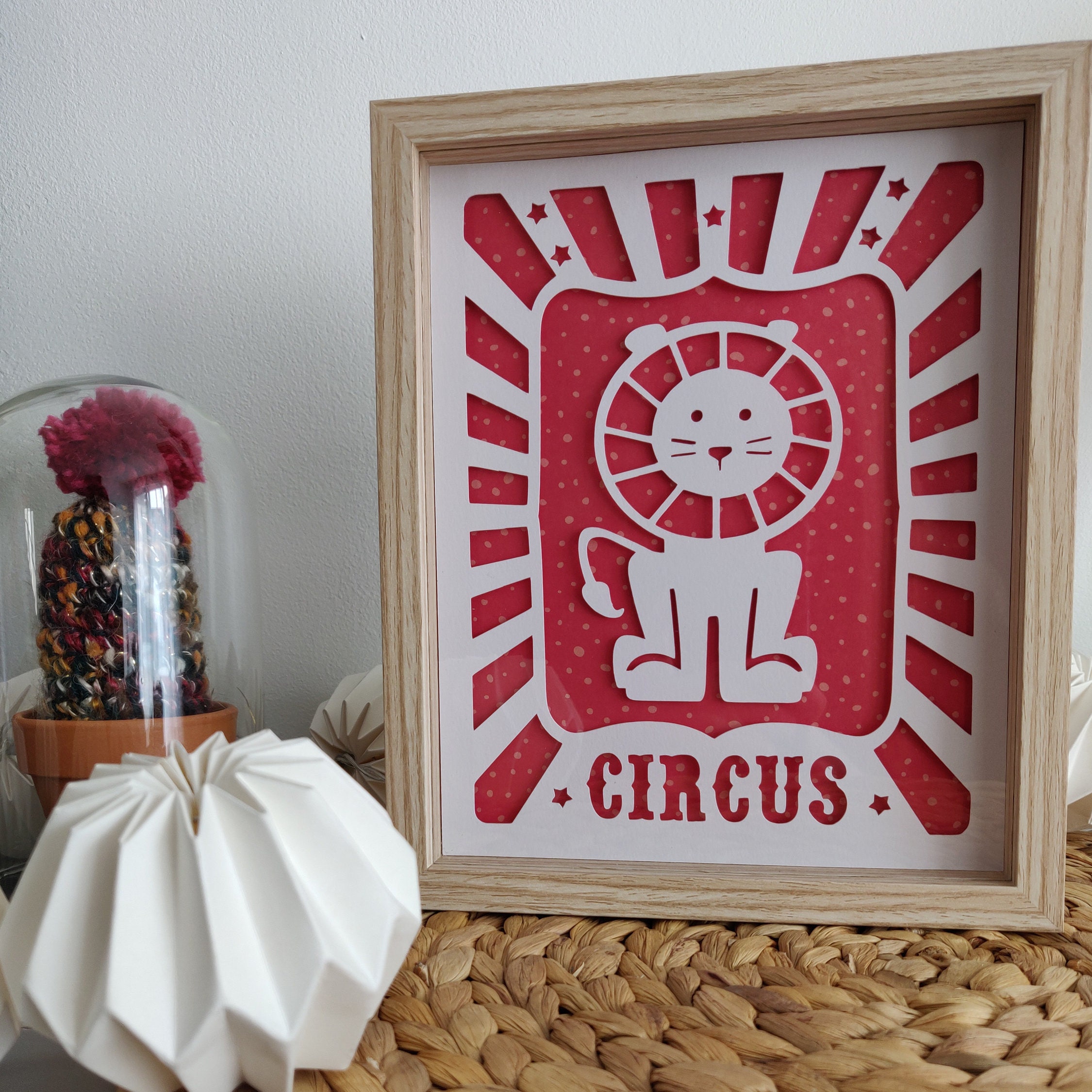Déco Enfant - Lion Du Cirque en Papier Découpé