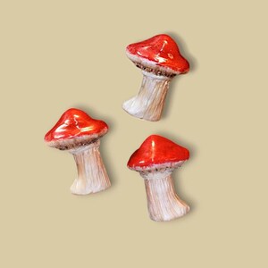 Mushroom Magnet – Handmade Unique Magnet for Home Decor, Customizable Color – Red Decorations