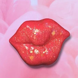 Pink Glitter Lip Pin | Handmade Sparkly Lip Brooch | Fun Accessory for Bags, Jackets, Hats