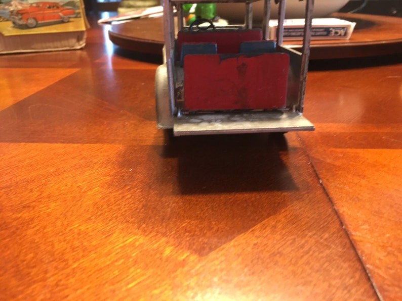 Hubley Metal Display Antique Car