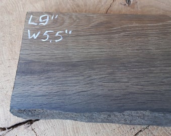 Live Edge Bog Oak Board - Taille L 9'' x L 5.5 » (230mm х 140mm) - Planche de chêne de rivière noire