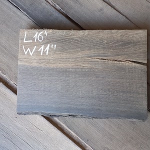 Live Edge Bog Oak Board: Dark River Wood Plank (L16&#39;&#39; x W11&#39;&#39; x T1.6&#39;&#39;)