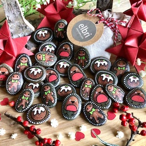 3 Hand painted Christmas pebbles in a bag. Cute Xmas puds, gingerbread men and robin pebbles with words. Stocking filler, Santa gift decor