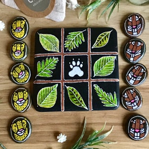 Mini handmade Big Cats tigers and leopards slate and pebble Noughts & Crosses board game. Tic tac toe. Christmas gift made in Scotland