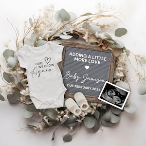 Aqui crescemos novamente, anúncio de gravidez, bebê # 2 # 3 # 4 revelação, revelação de gravidez de bebê neutra em termos de gênero, Boho Pregnancy Flat Lay