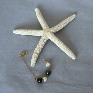 Tahitian Pearl and Pearl Pikake Bracelet