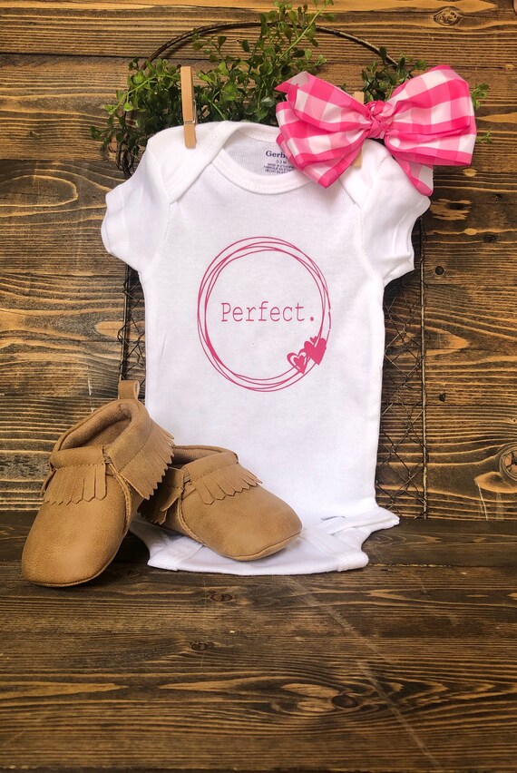 Girls Baby BodysuitPersonalized Baby GiftFloral Wreath GCB-48