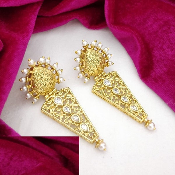 Kundan Chand Earrings With Kundan Ear Chains main image 1