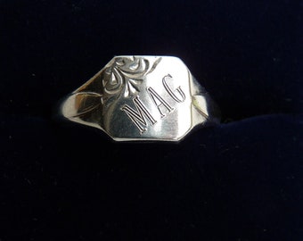 Sterling Silver SIGNET Ring Hallmarked 1979 Birmingham England ~ Initials MAG