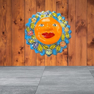 Talavera Sun Face Wall Art: Fiamme fiorite turchesi, 20&quot;x20&quot;