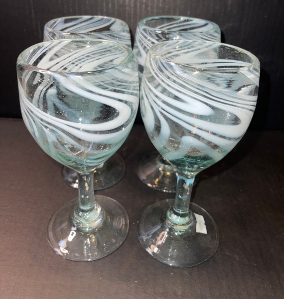 White Swirl Wine Glasses Elegant Hand Blown Mexican Mexican Glass Holds 16  Oz - Etsy Israel