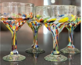 Bicchieri da Margarita Confetti soffiati a mano: eleganti bicchieri da 16 once