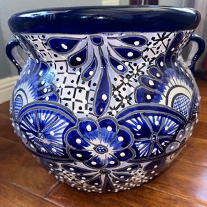 Planter Talavera blue and white and planter with multicolored