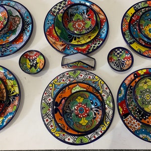 27-Piece Mexican Talavera Dinnerware Set: Floral Seating for 6