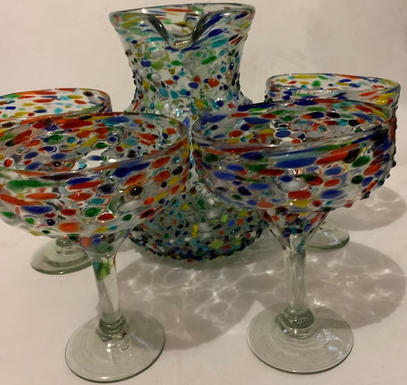 VINTAGE MEXICAN BLOWN HAND PAINTED MIXED FRUIT GLASS PITCHER & 4 GLASSES SET
