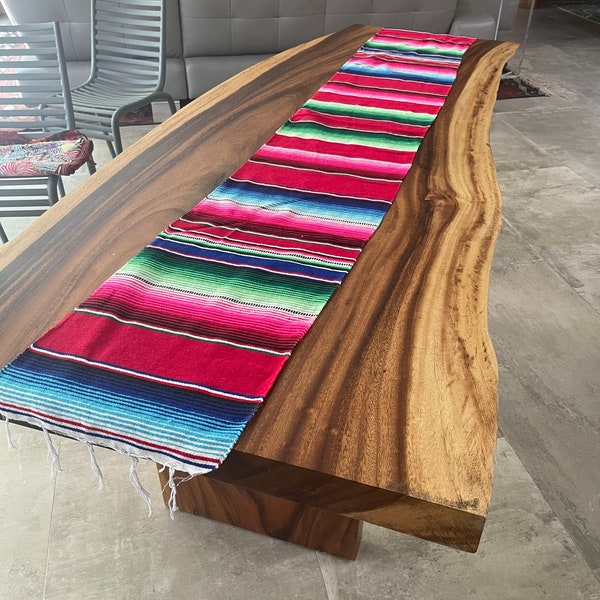 Table Runner  variety of colors beautiful to fiesta feeling ad color to your table